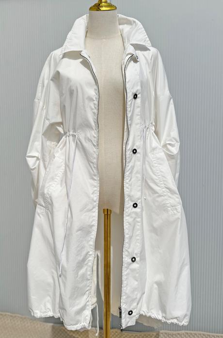 Luxusný plášť, 36