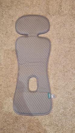 Priedušná podložka do autosedačky, zopa