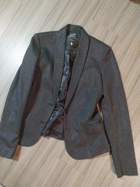 Elegantne trblietave sako, 40