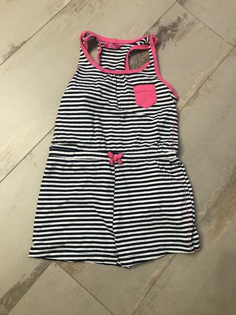 Overal, young dimension,122