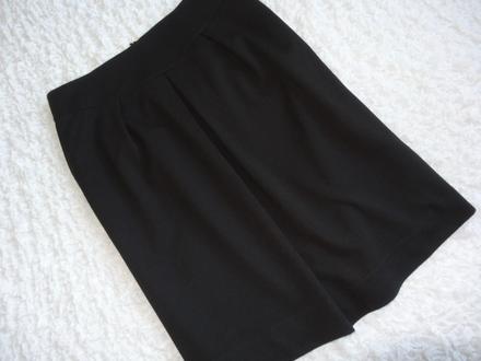 Dve dámske sukne vo veľ.m / 40, m