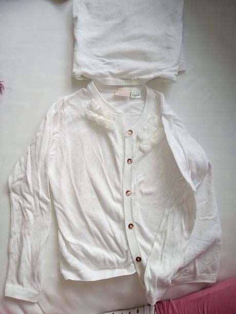 Biele svetríky lupilu 110/116, 110