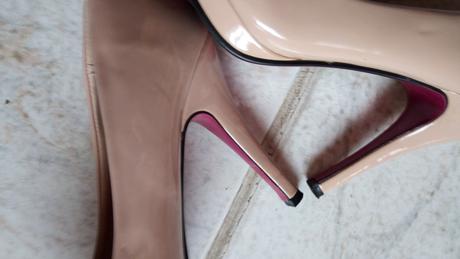 Lodičky béžové použité parkrat, 40