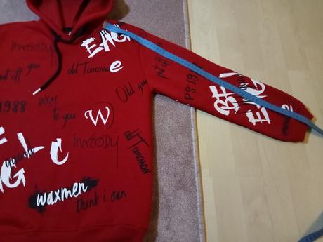 Krásna nová mikina, 158