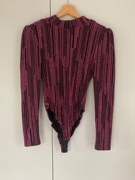 Body s dlhým rukávom, s