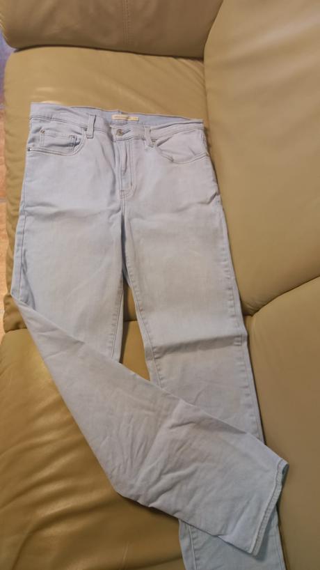 Nové levis rifle /iba opraté/, levis,32