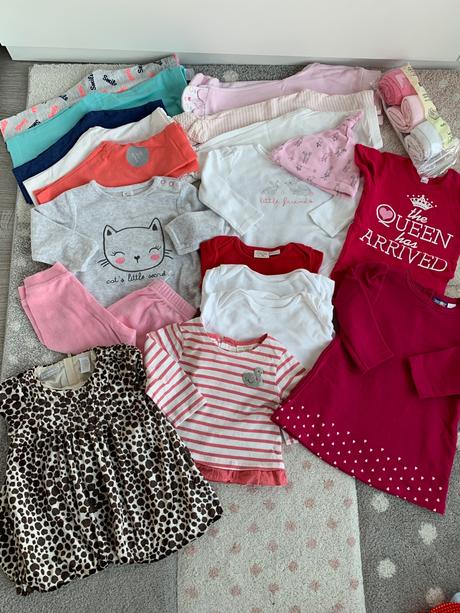 Dievcensky balik oblecenia 74-80, 68–80