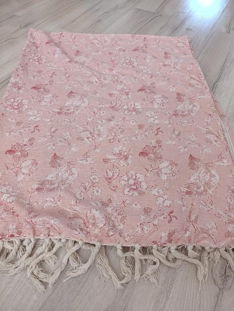 Krásne kvietkované deky, 