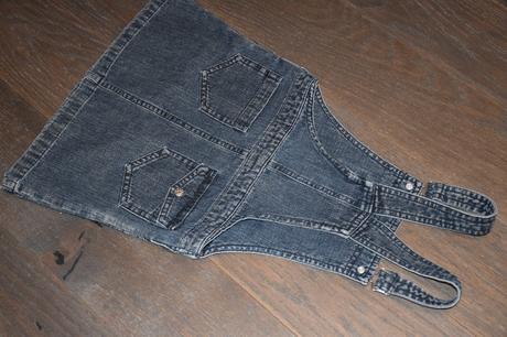 Velmi pekna riflova suknickana traky osh-kosh, oshkosh,110