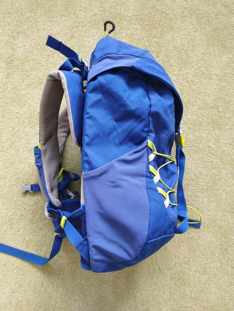 Turistický batoh detský 18l quechua mh500,