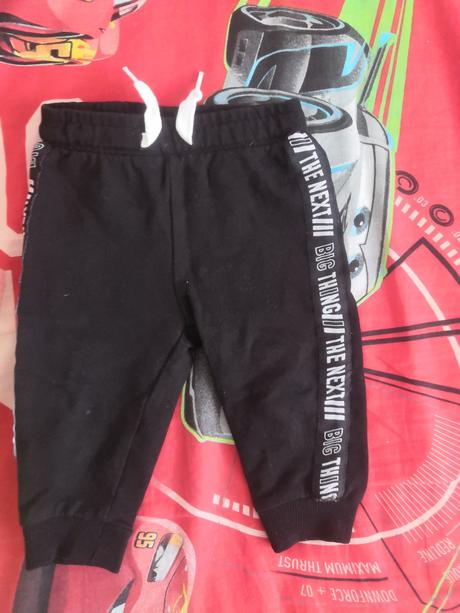 Detské tepláky, 68