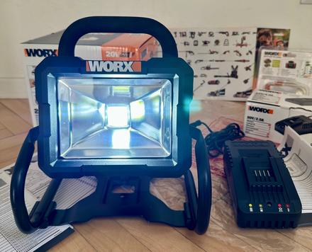 Akumulátor worx 6ah pracovné svetlo nabíjačka set, 