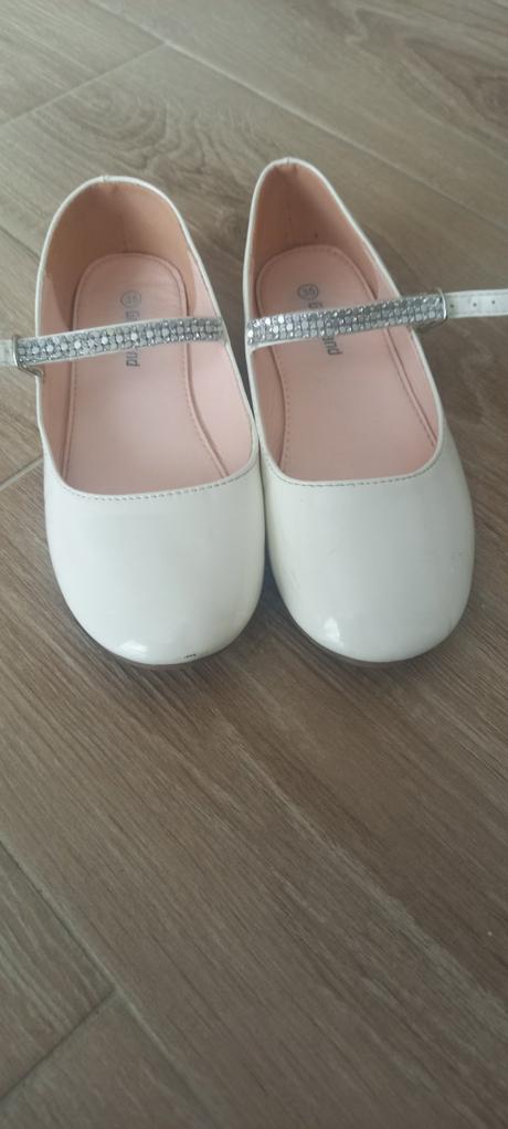 Biele baleríny, graceland,35