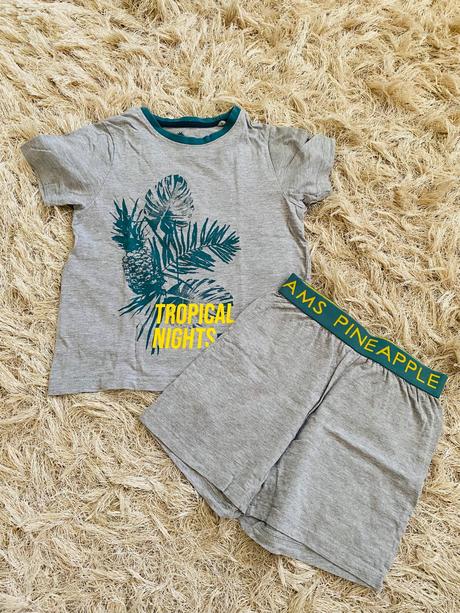 Pyžamka, lupilu,122