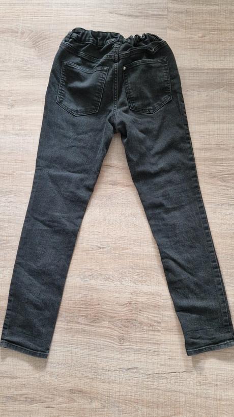 Tmavosive rifle 146, 146