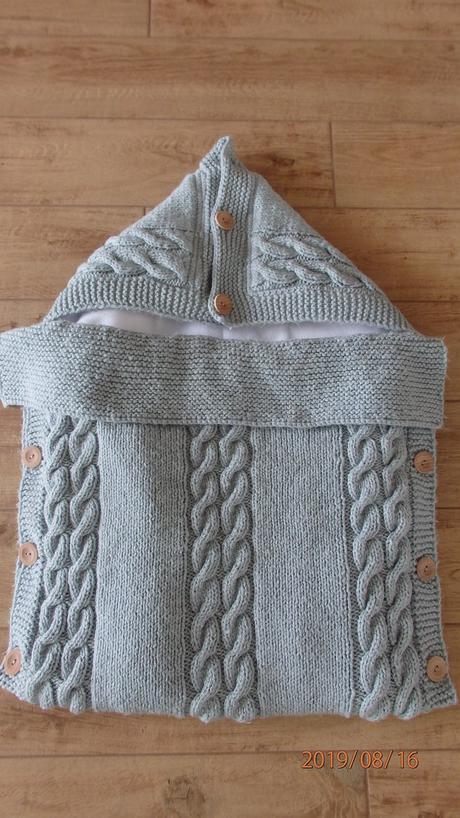 Krásny teplučký štrikovaný fusak, 