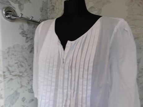 Kvalitna vzdušna bluzka, 42