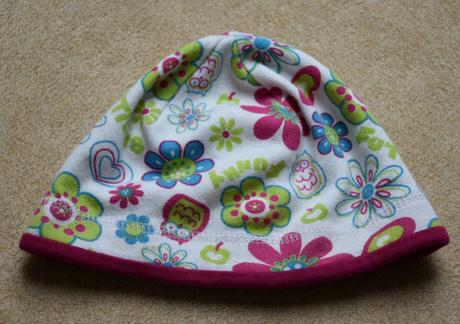 Jarná dievčenská čiapka, 74