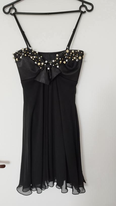 Dámske spoločenské šaty, 36