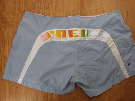Značkové  letné šortky, l