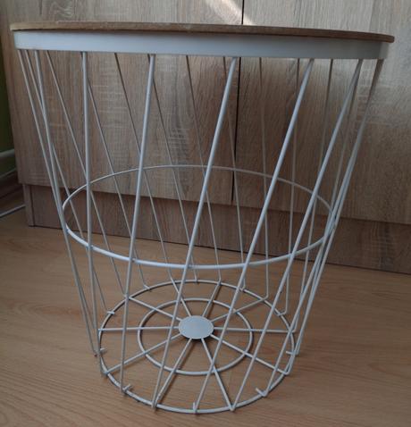 Príručný úložný stolík, 