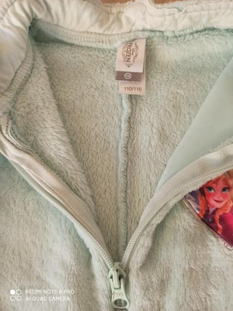 Overal na spinkanie s elza a anna, 116