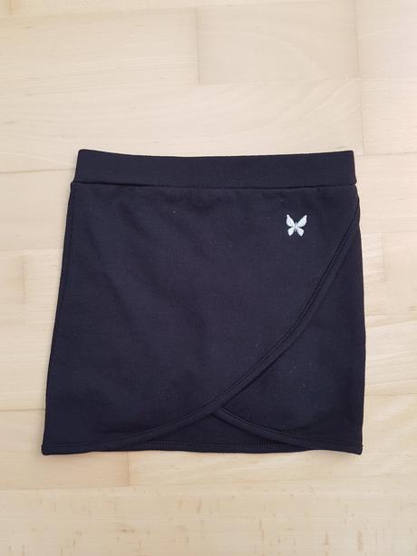 Tričko a sunkička, 92