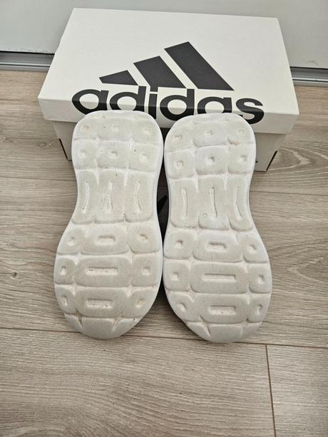 Bežecké tenisky, adidas,33