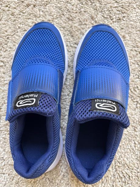Decathlon nové modré tenisky v. 33, decathlon,33