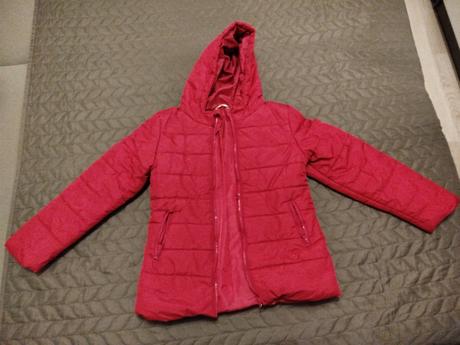 Vetrovka pre slecnu 146, 146