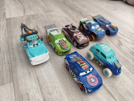 Cars 3 auta,