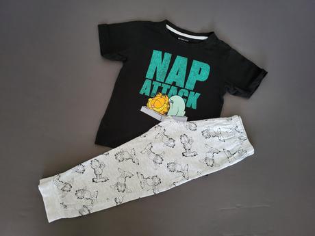 Pyžamo, reserved,116