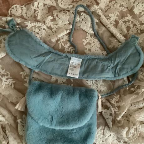 Golierik a kabelka lanidor,