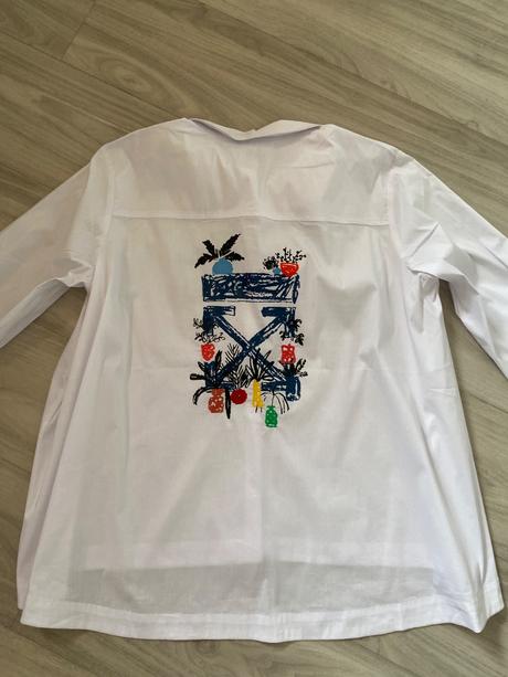 Biela košeľa s výšivkou, m