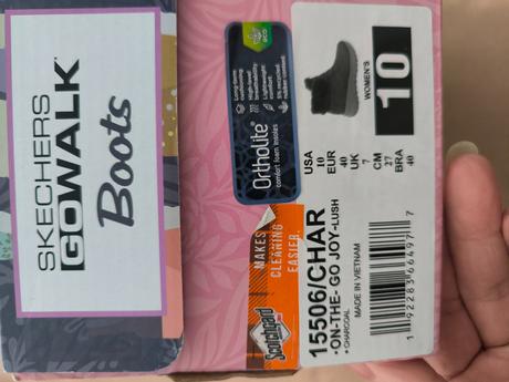 Zimné čižmy zn. sketchers, 40