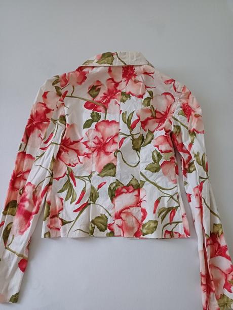 Krátke kvietkovane sako, xs