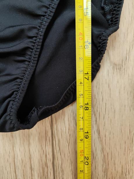 Tanečný overal, 128