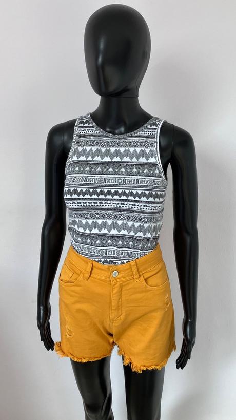 Čiernobiely top (s), clockhouse,s