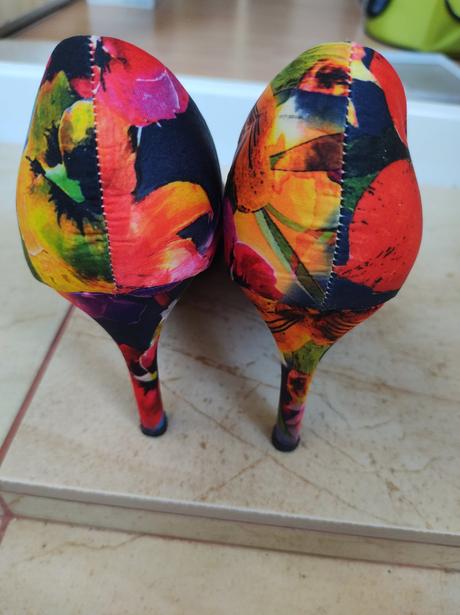 Lodičky - kvetinový motív, 40