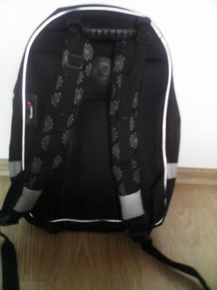 Dievcensky ruksak flowers,