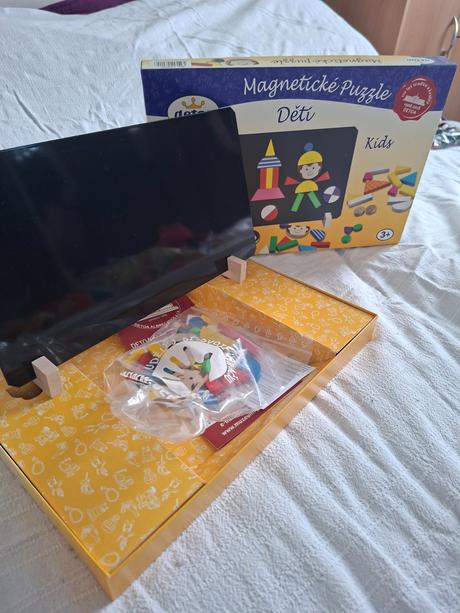 Magneticke drevenne puzzl, 