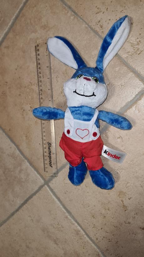 Nový kinder - cca 25 cm, 