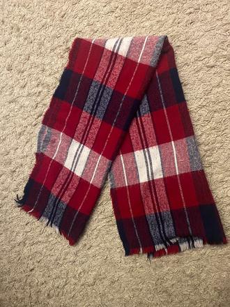 Hrubý šál kockovaný,