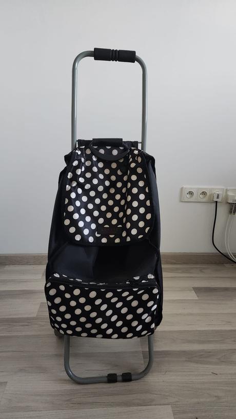 Nákupná taška na kolieskach, 