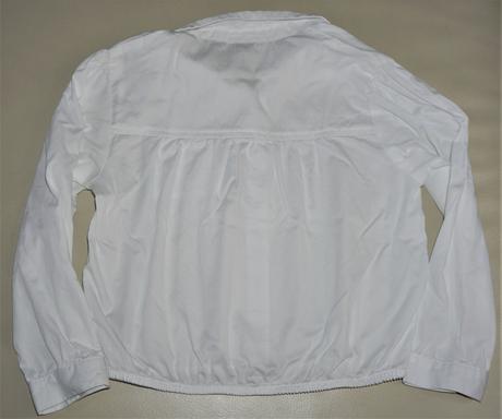 122 biela bluzka, 7 r., 122