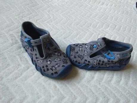 Papučky -darujem, 22