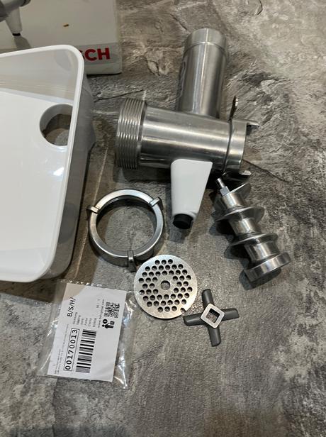 Mlynček bosch mum 2-4 na kuchynský robot, bosch