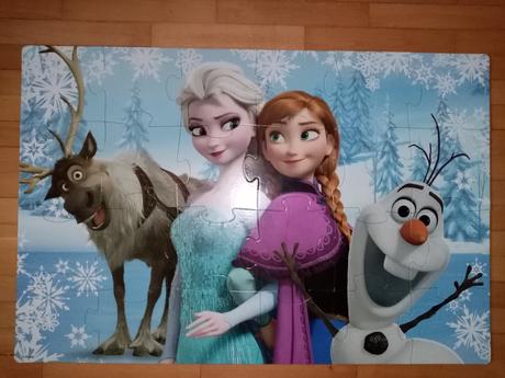 Puzzle disney frozen od 3 rokov,