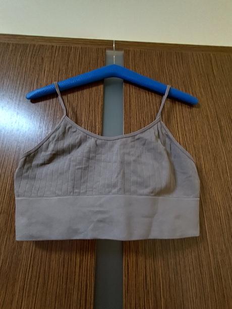 Športový hnedý top h&m, veľ.m, ako nový. max šírka, h&m,38