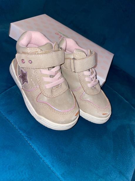 Členove topánky č 23, cupcake,23